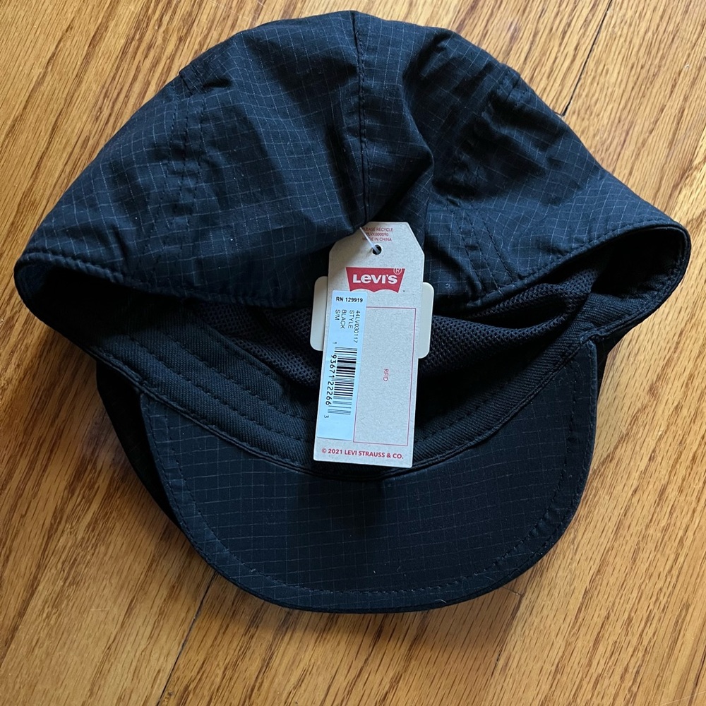 Levi’s Mens Newsboy Cap Size Small Medium Checkerboard Hat